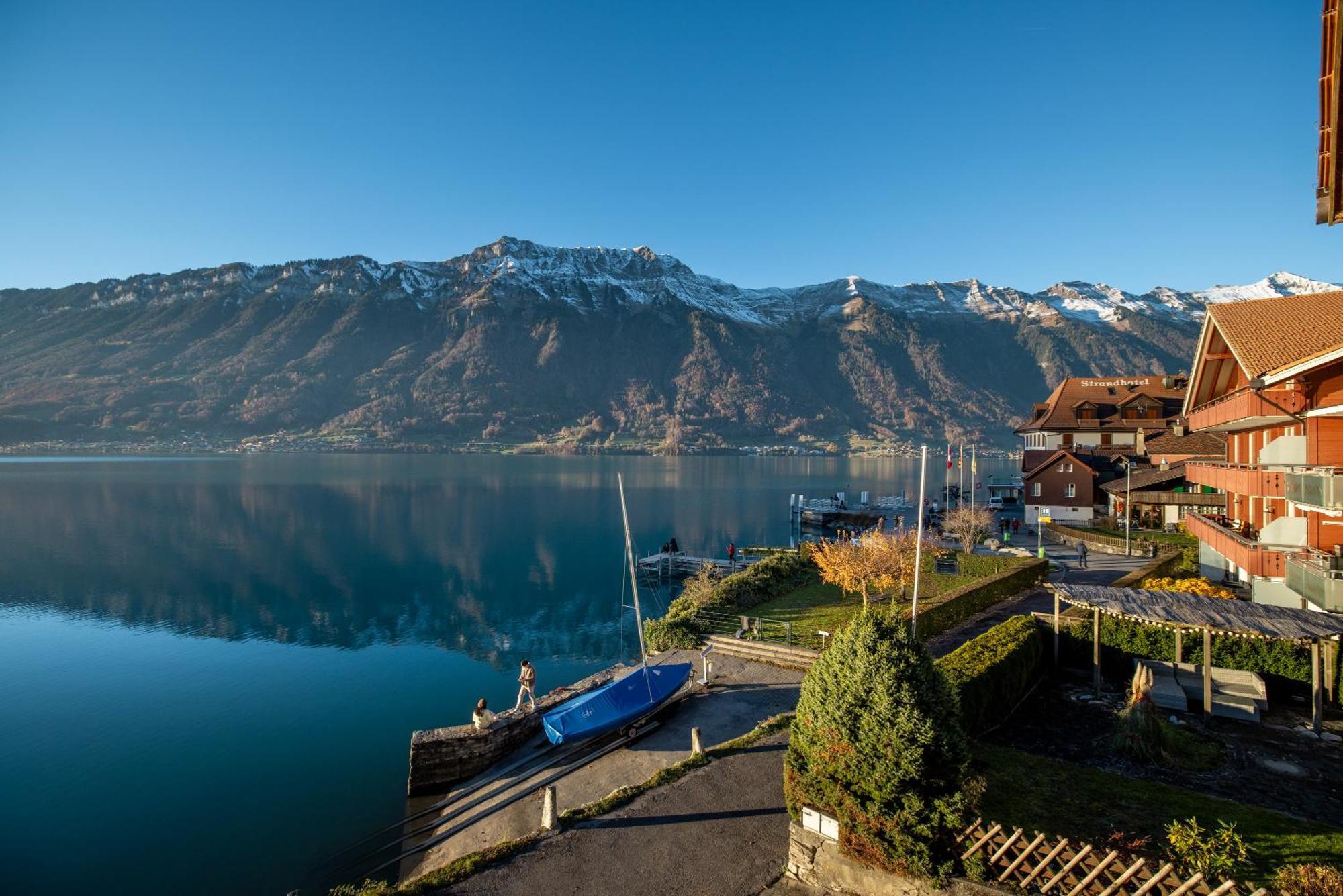 Chalet Apartments Iseltwald Exterior photo