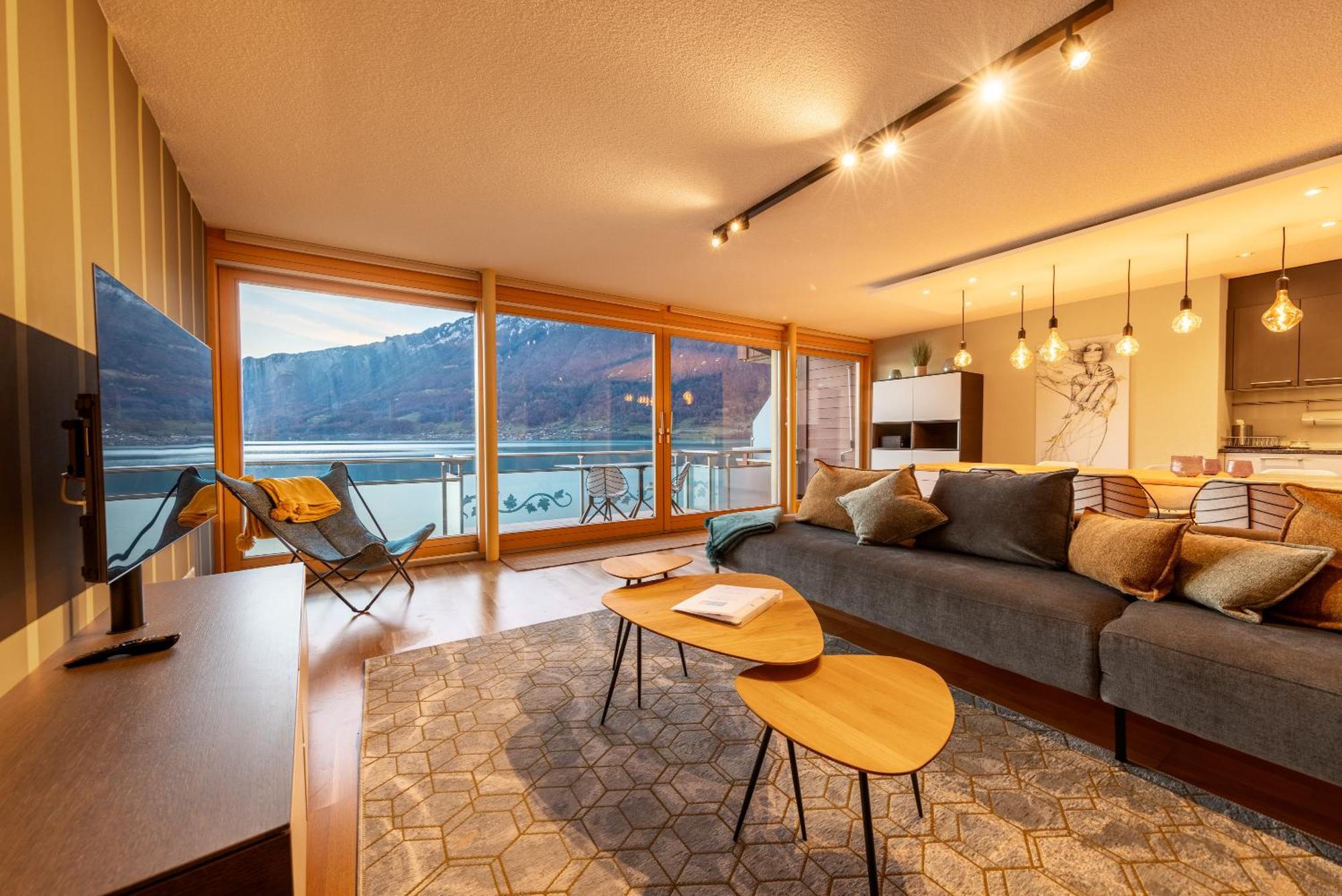 Chalet Apartments Iseltwald Exterior photo