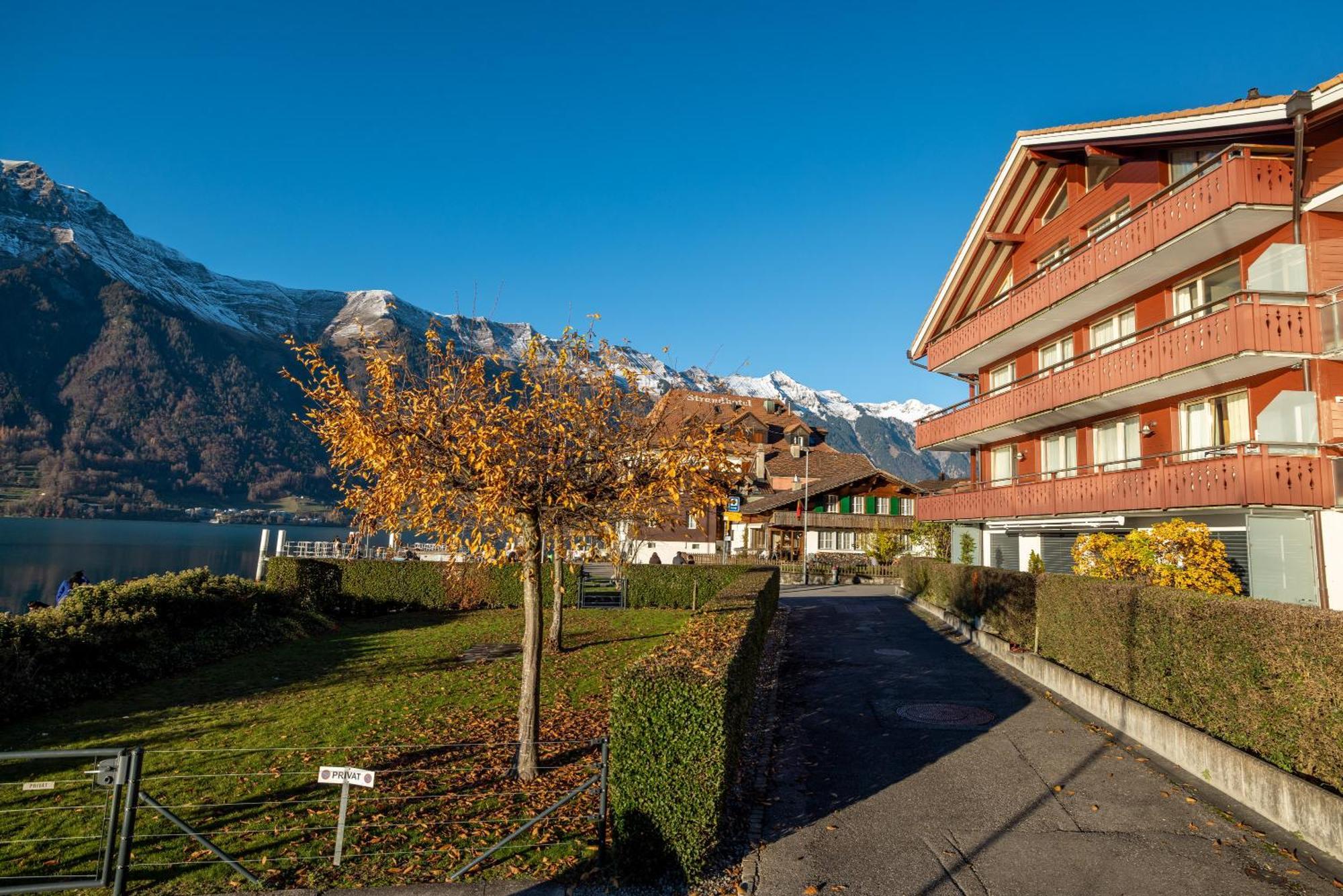 Chalet Apartments Iseltwald Exterior photo