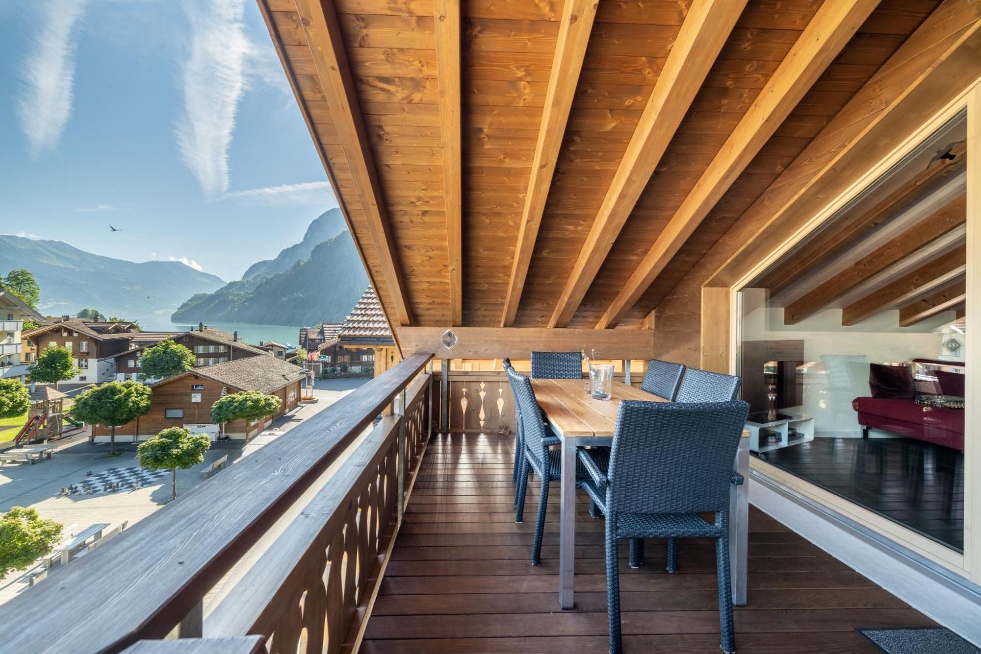 Chalet Apartments Iseltwald Exterior photo